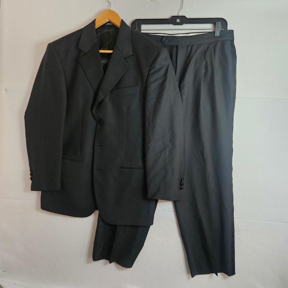 Issimo Mens 2 Piece Tuxedo Suit Black Herringbone Wool Formal‎ Italy 38S 31w